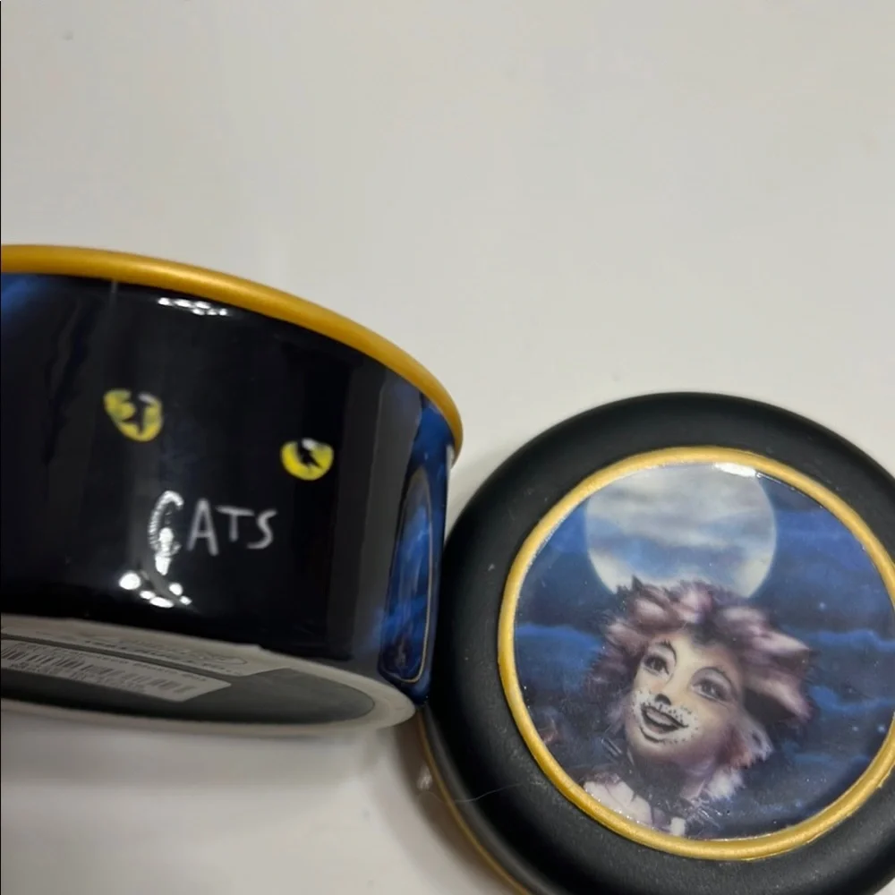 Cats “Memories” Music Box, Vintage, from San Francisco Music Box Company EUC